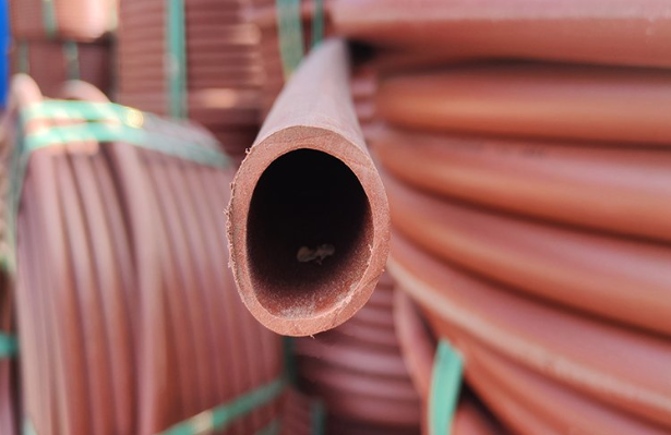 城中电力行业使用的RPE阻燃穿线管有哪些标准？